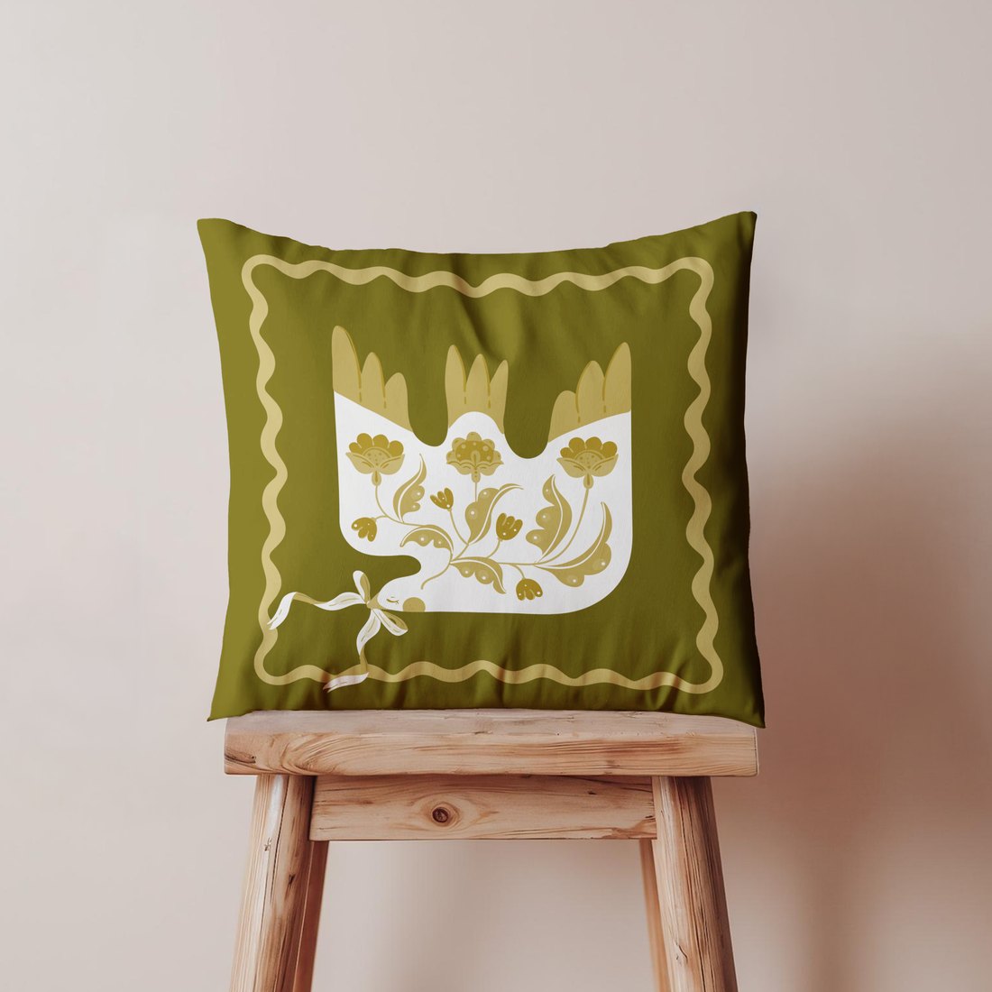 Decorative kids' pillow